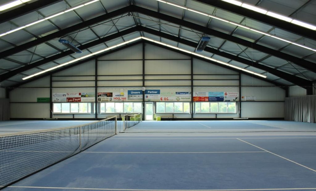 Tennishalle DJK Altdorf Tennisclub, Landshut Tennis spielen lernen